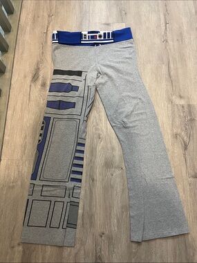 Star Wars Gray and Blue R2-D2 Graphic Leggings